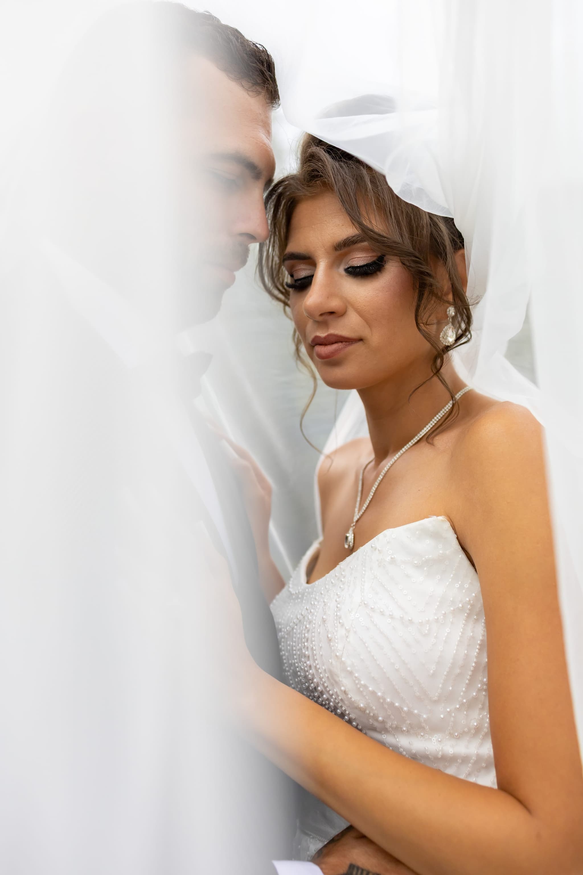 Cum alegi fotograful de nuntă: 10 întrebări esențiale înainte să semnezi contractul